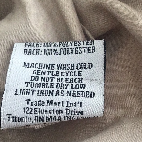 EUC Shantung poly xl pillow case - Picture 6 of 7